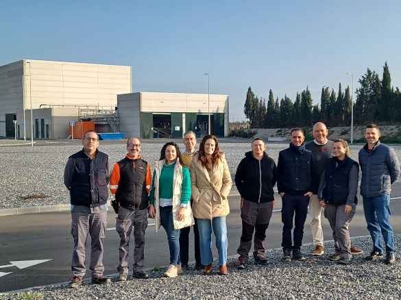 Imagen de familia de alumnos y tutores