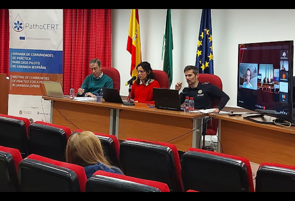Mesa del foro Pathocert